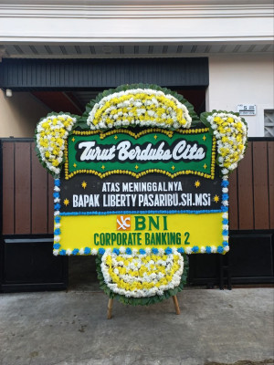 Papan Bunga Duka di Bengkong Laut