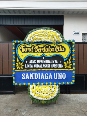 Papan Bunga Duka di Bengkong Laut